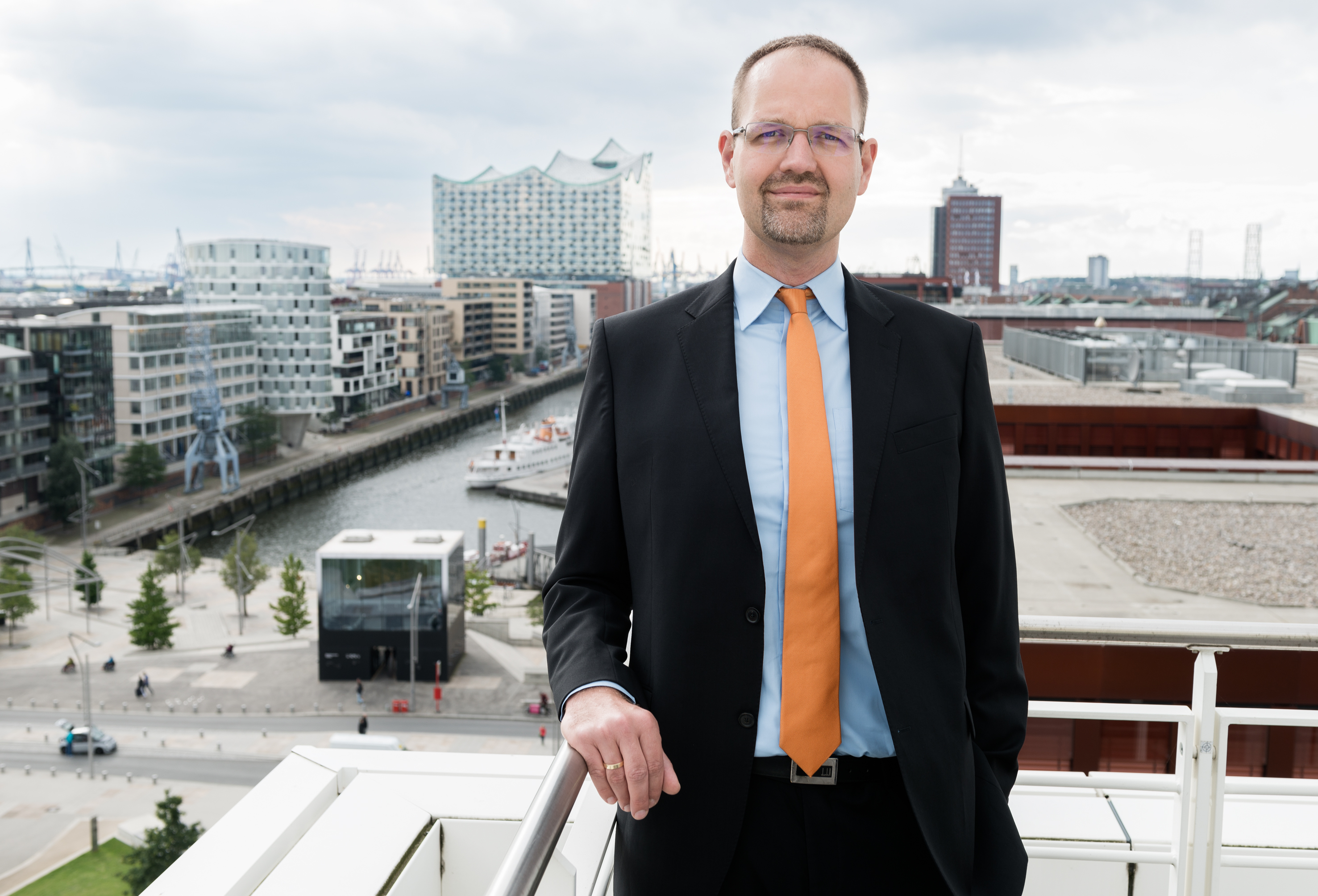 Marco Neelsen to succeed Heinrich Ahlers at Buss Logistics Marco Neelsen to succeed Heinrich Ahlers at Buss Logistics