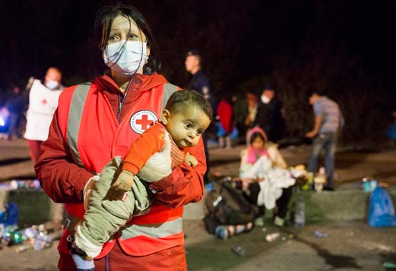 FedEx pledges to support European migrant crisis FedEx pledges to support European migrant crisis