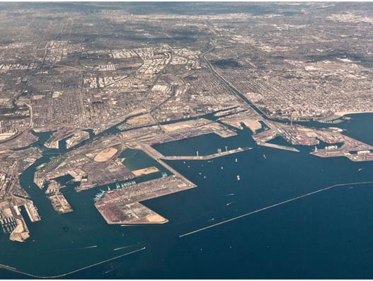 American seaport, Port of Long Beach moves over 7 million TEUs in 2015