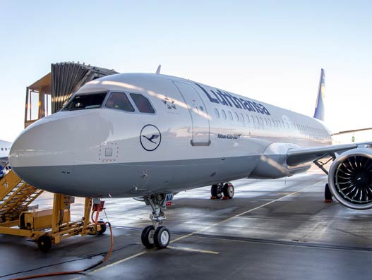 Airbus delivers first A320neo to Lufthansa