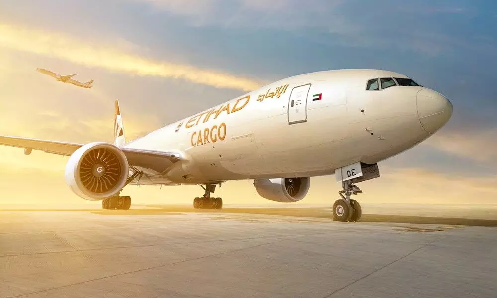The attempt is to create the Air Silk Road between Henan Province and the Emirate of Abu Dhabi. The attempt is to create the Air Silk Road between Henan Province and the Emirate of Abu Dhabi.