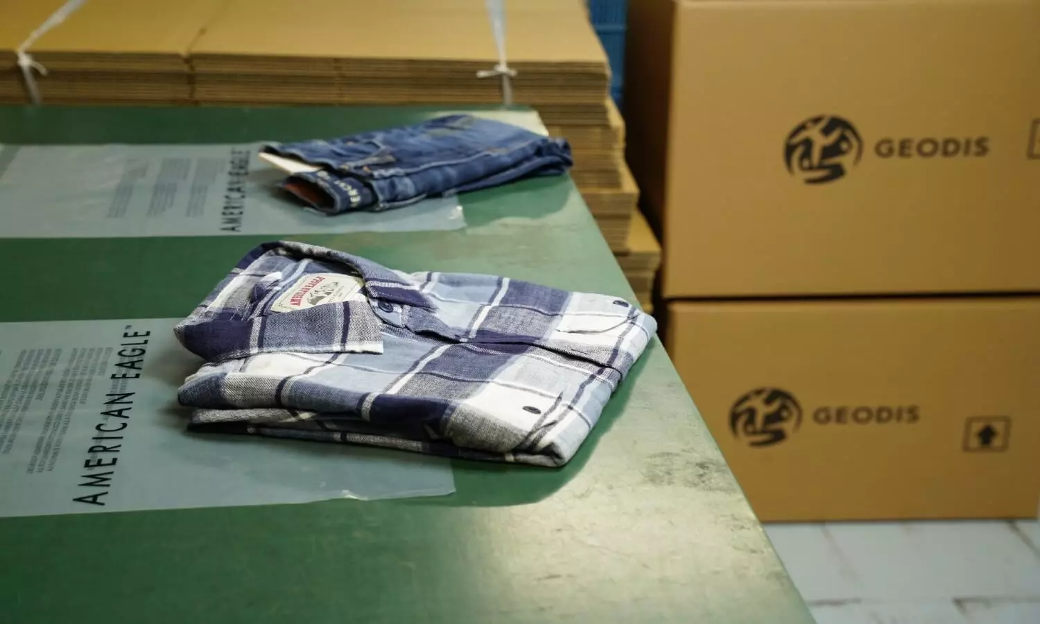 AEO has partnered with GEODIS to support its growth, beginning in Japan AEO has partnered with GEODIS to support its growth, beginning in Japan