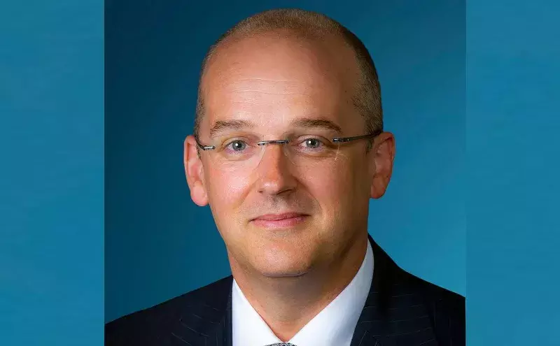 Gregory D. Smith Gregory D. Smith