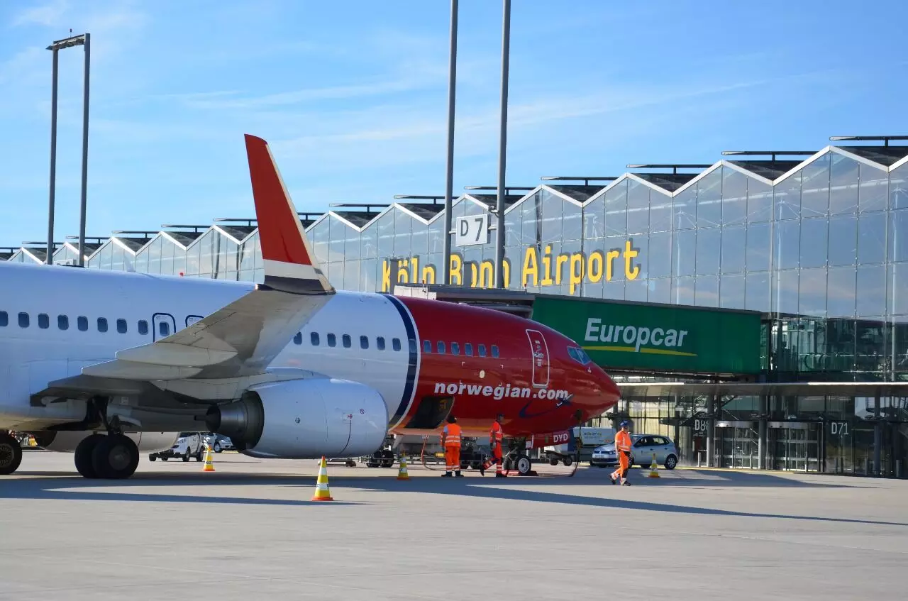 Cologne Bonn Airport sets new air cargo record Cologne Bonn Airport sets new air cargo record