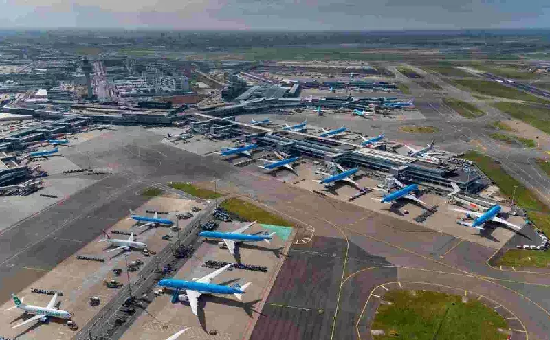 The main factors attributable to the growth were the return of sufficient slot availability at the airport and high demand The main factors attributable to the growth were the return of sufficient slot availability at the airport and high demand