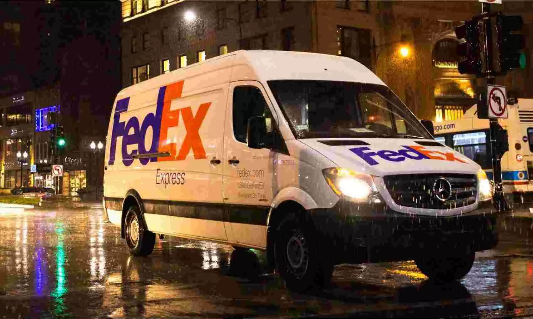 FedEx and Microsoft to launch new cross-platform logistics solution for e-commerce