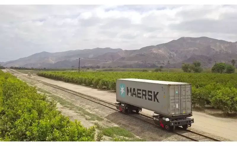Former SpaceX colleagues come together to build energy-efficient autonomous freight train cars Former SpaceX colleagues come together to build energy-efficient autonomous freight train cars