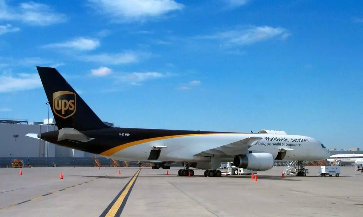 UPS reported a 11.5 percent increase in fourth-quarter consolidated revenue of $27.8 billion.