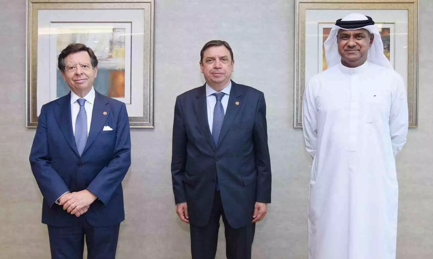 Emirates SkyCargo welcomes ministerial delegation from Spain