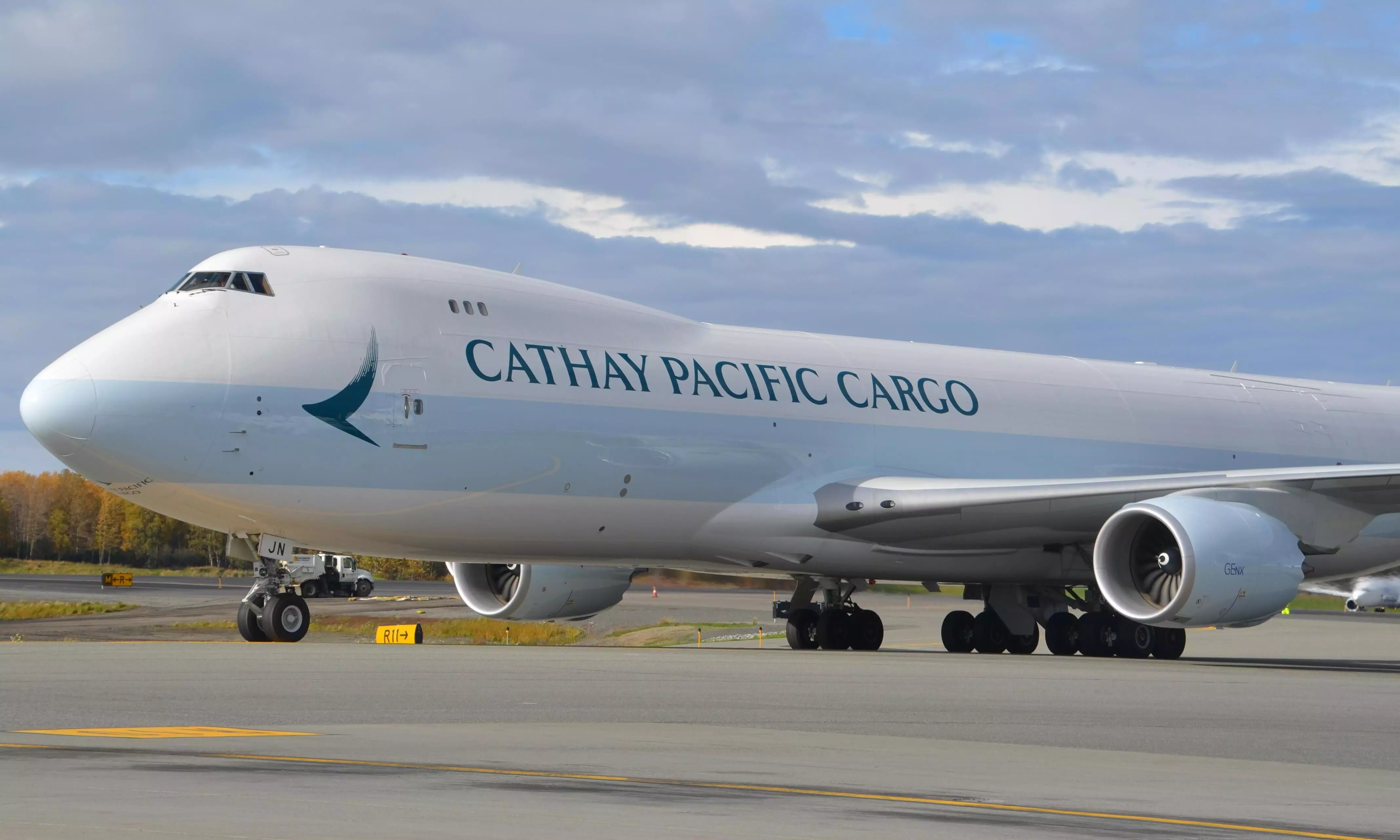 Cathay Pacific 2021 cargo revenue up 32% on better yields