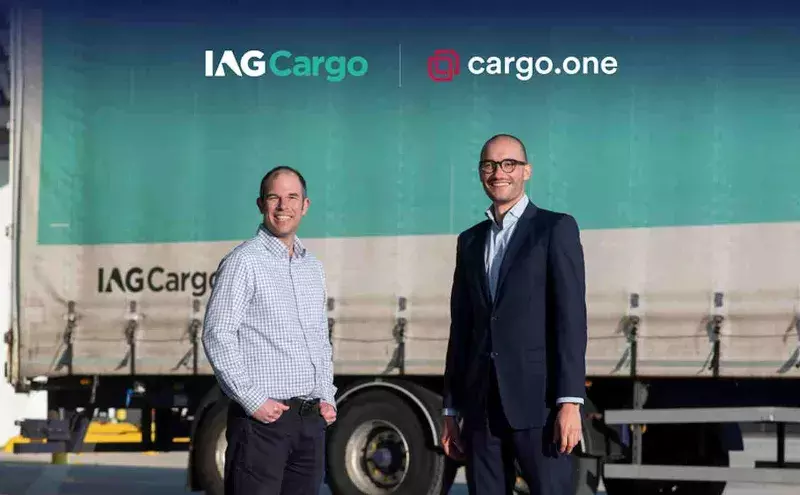 Peter Roberts, Head of Distribution, IAG Cargo and Moritz Claussen, founder & co-CEO, cargo.one Peter Roberts, Head of Distribution, IAG Cargo and Moritz Claussen, founder & co-CEO, cargo.one