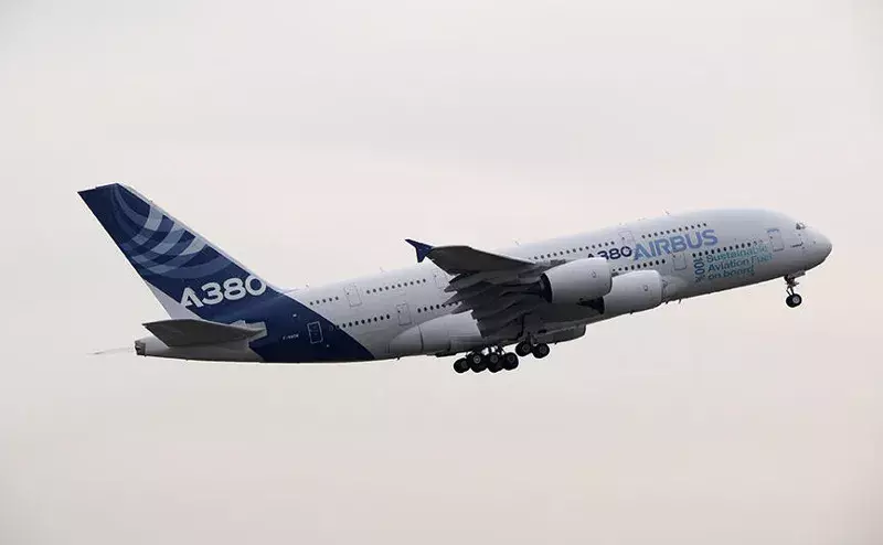 Airbus performs first A380 flight powered by 100% SAF Airbus performs first A380 flight powered by 100% SAF