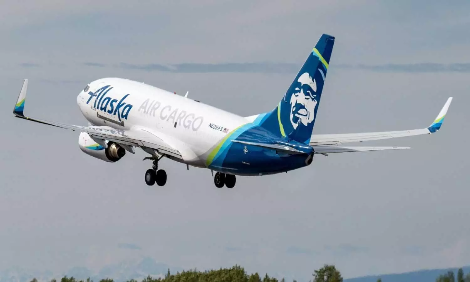 Alaska Air Cargo to expand freighter fleet capacity with addition of 737-800s