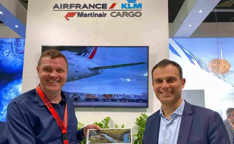 Schalk Bruwer, CEO, Morgan Cargo and Mathieu Fleisch, Vice prrsident Verticals chez, Air France KLM Martinair Cargo Schalk Bruwer, CEO, Morgan Cargo and Mathieu Fleisch, Vice prrsident Verticals chez, Air France KLM Martinair Cargo