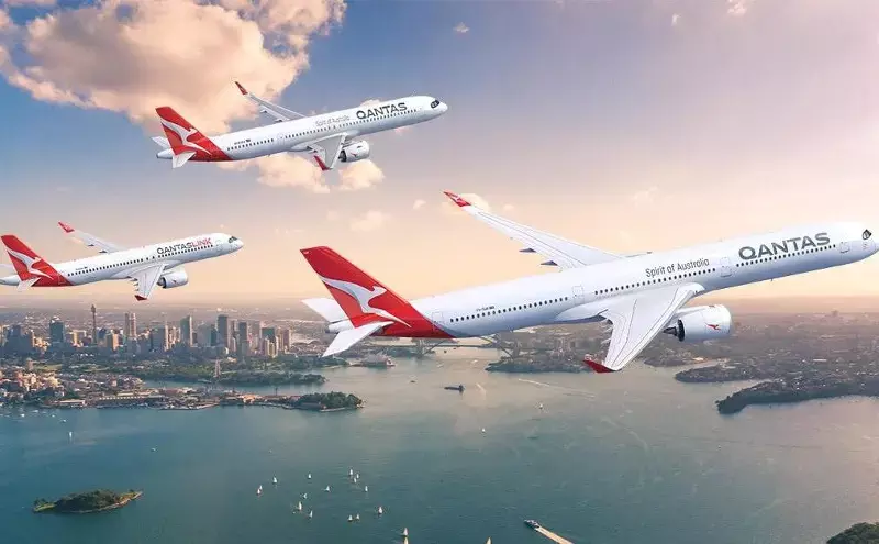 Qantas plans to operate worlds longest flights with new Airbus order Qantas plans to operate worlds longest flights with new Airbus order