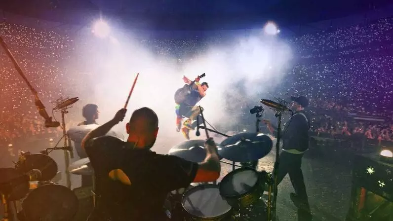 DHL teams up with Coldplay to make their tour as sustainable as possible DHL teams up with Coldplay to make their tour as sustainable as possible