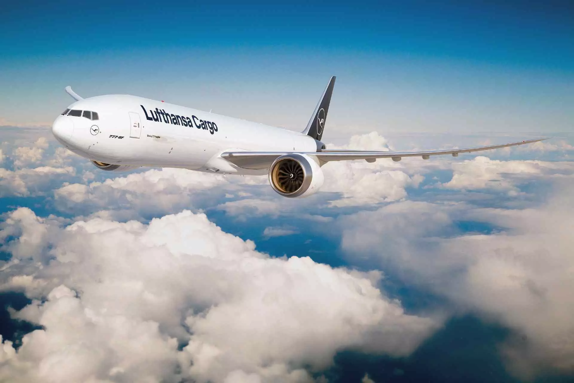 Lufthansa signs order for GE9X, GE90 engines to power cargo fleet
