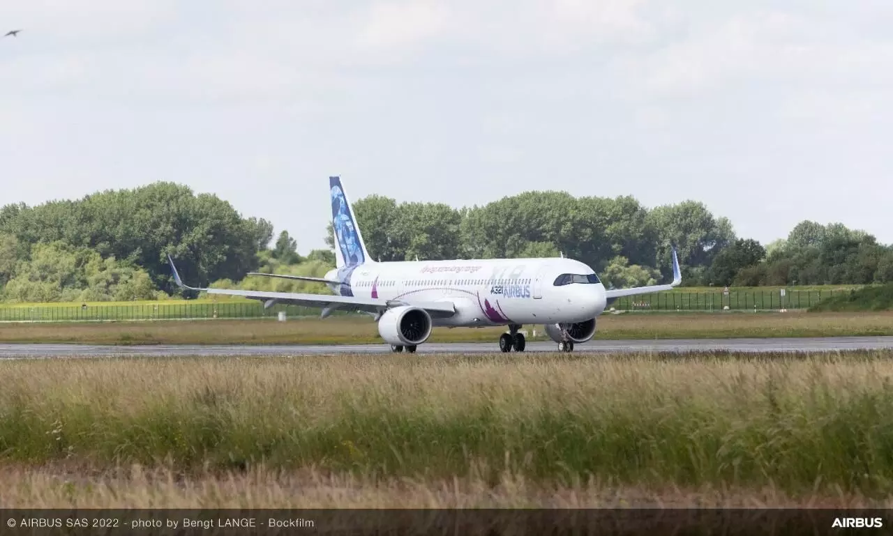 Airbus reports strong 2023 commercial aircraft orders and deliveries in  complex operating environment