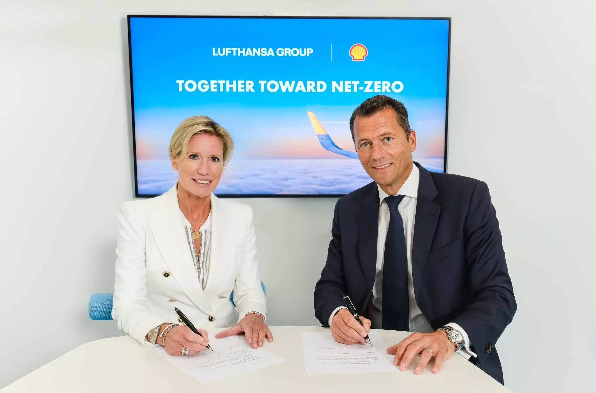 Shell & Lufthansa Group sign MoU for Sustainable Aviation Fuel supply Shell & Lufthansa Group sign MoU for Sustainable Aviation Fuel supply