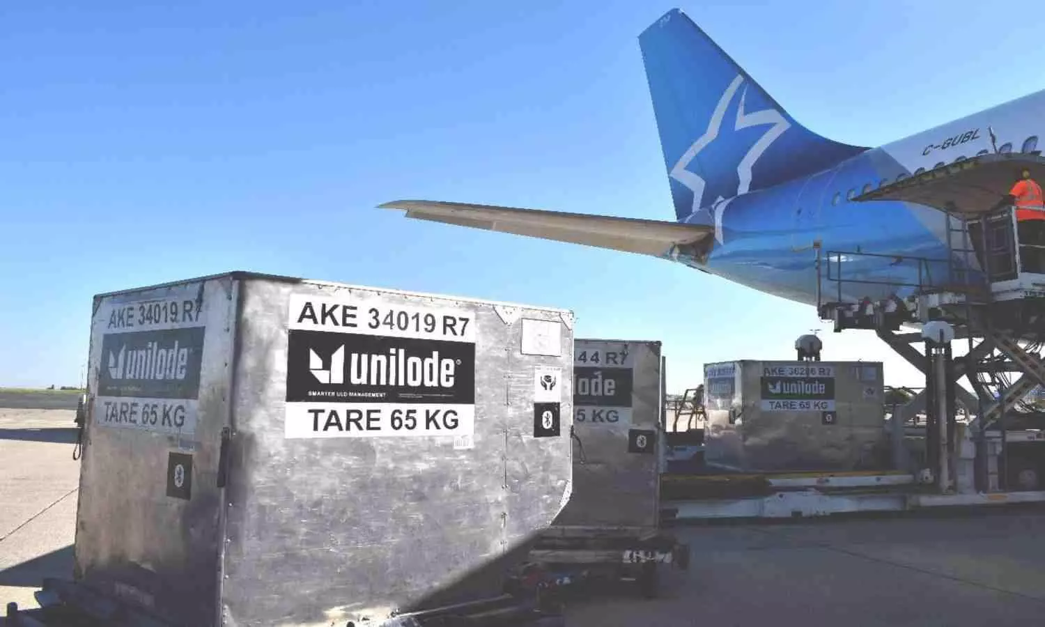 Air Transat, Unilode extend ULD management agreement Air Transat, Unilode extend ULD management agreement