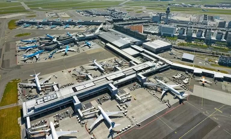 Dutch plan to curb flights at Schiphol airport draws flak