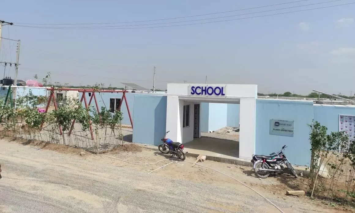 Menzies, SPARS Group build 100 homes for Pakistan flood victims Menzies, SPARS Group build 100 homes for Pakistan flood victims