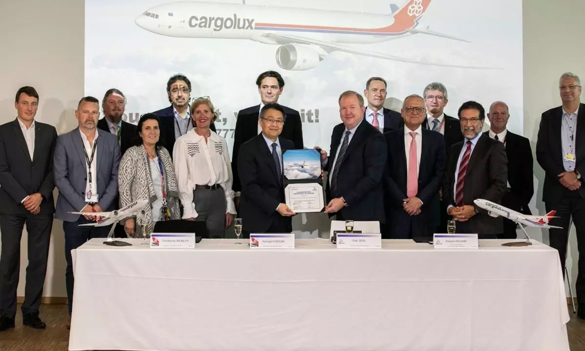 Cargolux orders 10 Boeing 777-8 freighters