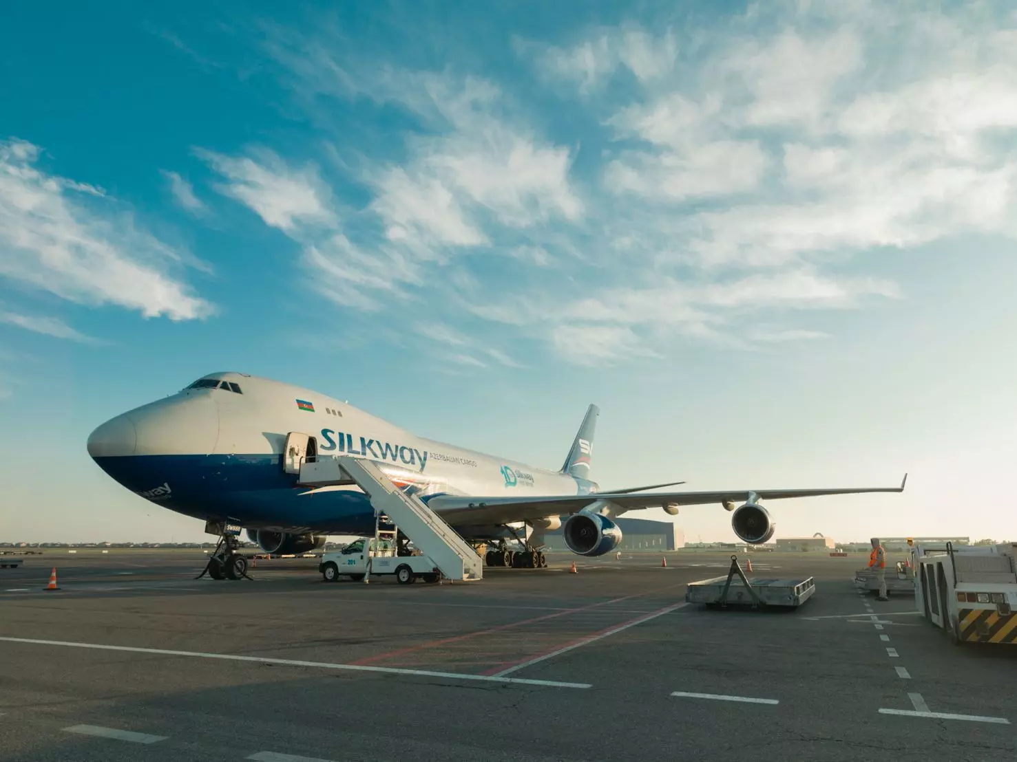 Silk Way West Airlines safely transports 100 yaks from Kyrgyzstan to Azerbaijan