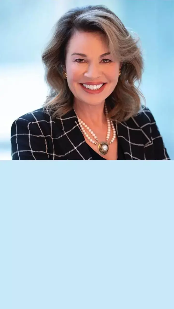 Teresa Carlson joins Flexport as President & Chief Commercial Officer