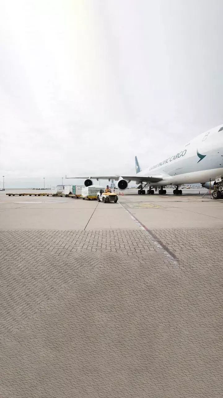 Cathay carries 28% more cargo in Jan