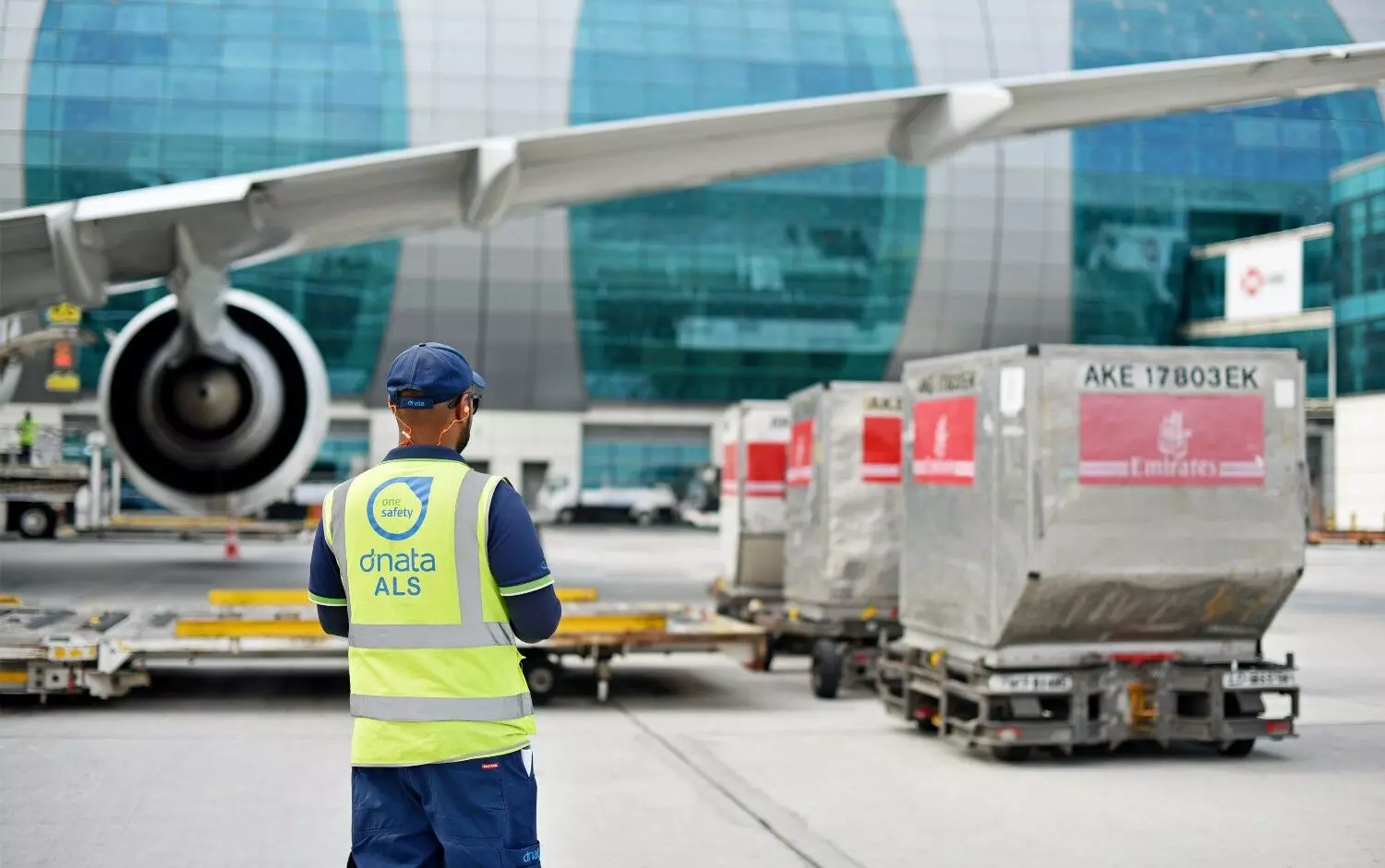 dnata handles over 82 million bags through Dubai International airport in 2022