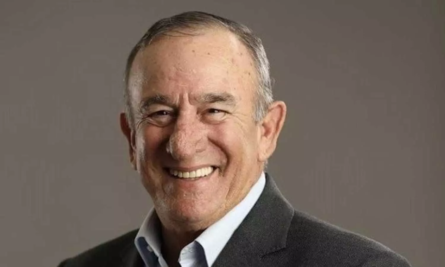 Manuel Cidre, Secretary of the Department of Economic Development and Commerce. Manuel Cidre, Secretary of the Department of Economic Development and Commerce.