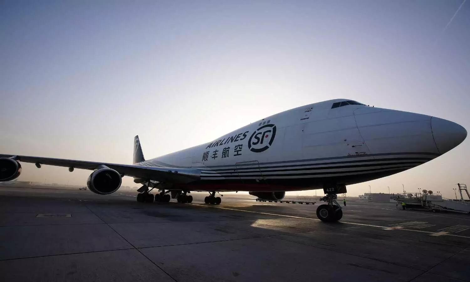Abu Dhabi Airport welcomes first SF Express cargo flight