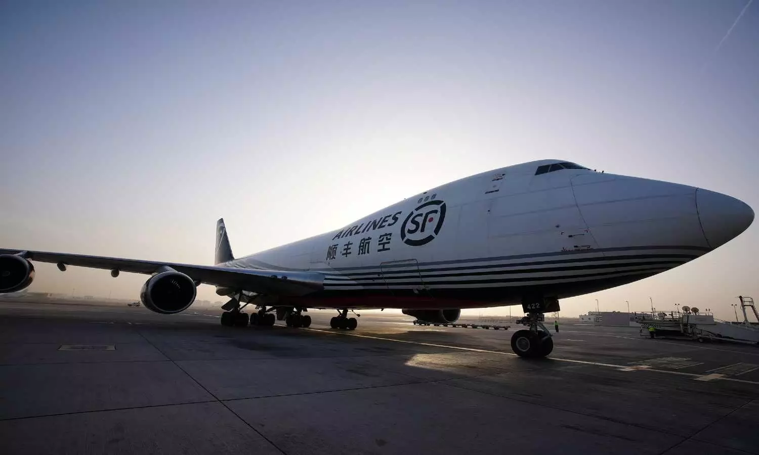 Abu Dhabi Airport welcomes first SF Express cargo flight Abu Dhabi Airport welcomes first SF Express cargo flight
