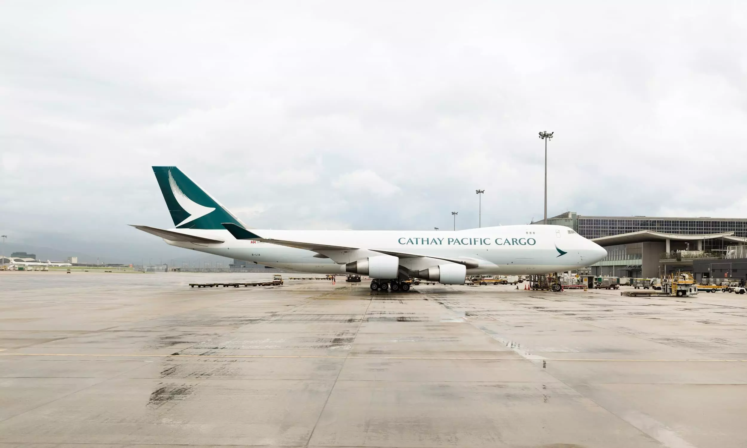 Cathay Pacific cargo carried up 18% in April