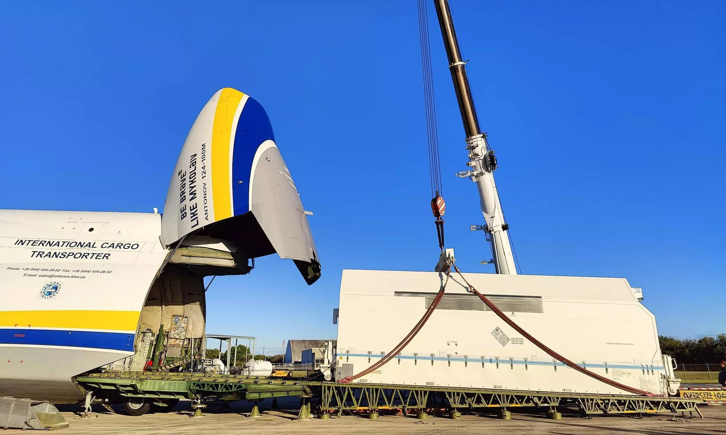 Antonov transports Maxar-built satellite for launch by SpaceX Antonov transports Maxar-built satellite for launch by SpaceX