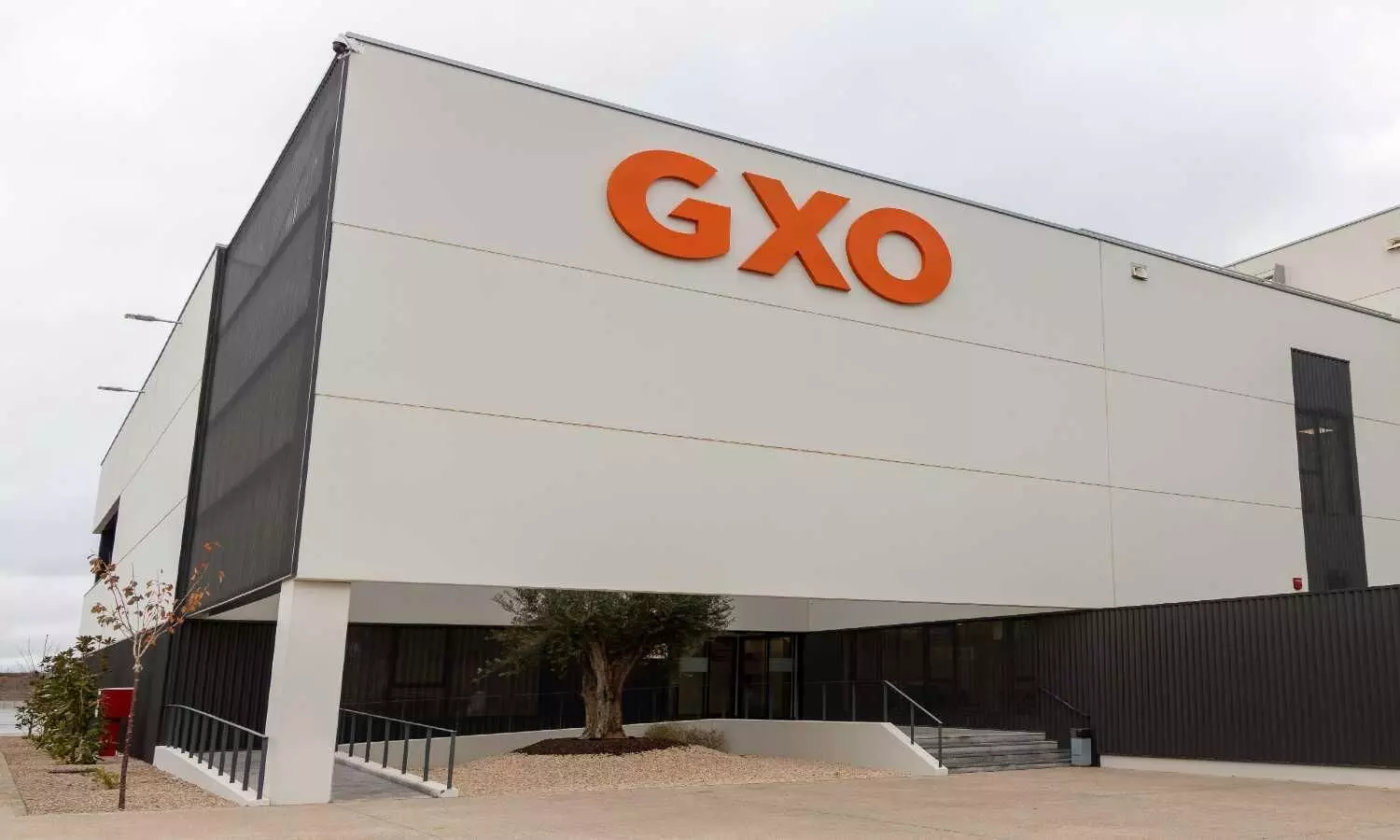 GXO and Bigblue expand partnership to France