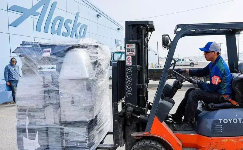 Alaska Air Cargo to carry 50,000 pounds recyclable waste out of Nome Alaska Air Cargo to carry 50,000 pounds recyclable waste out of Nome