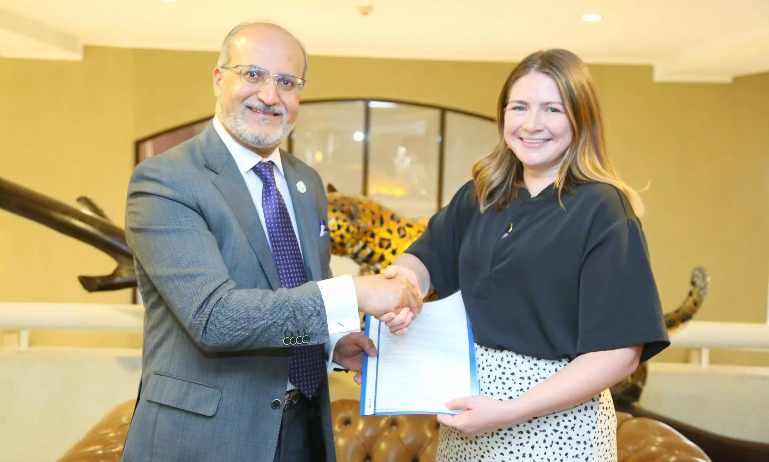 Astral Aviation, Airlink sign MoU, begin disaster relief shipments Astral Aviation, Airlink sign MoU, begin disaster relief shipments