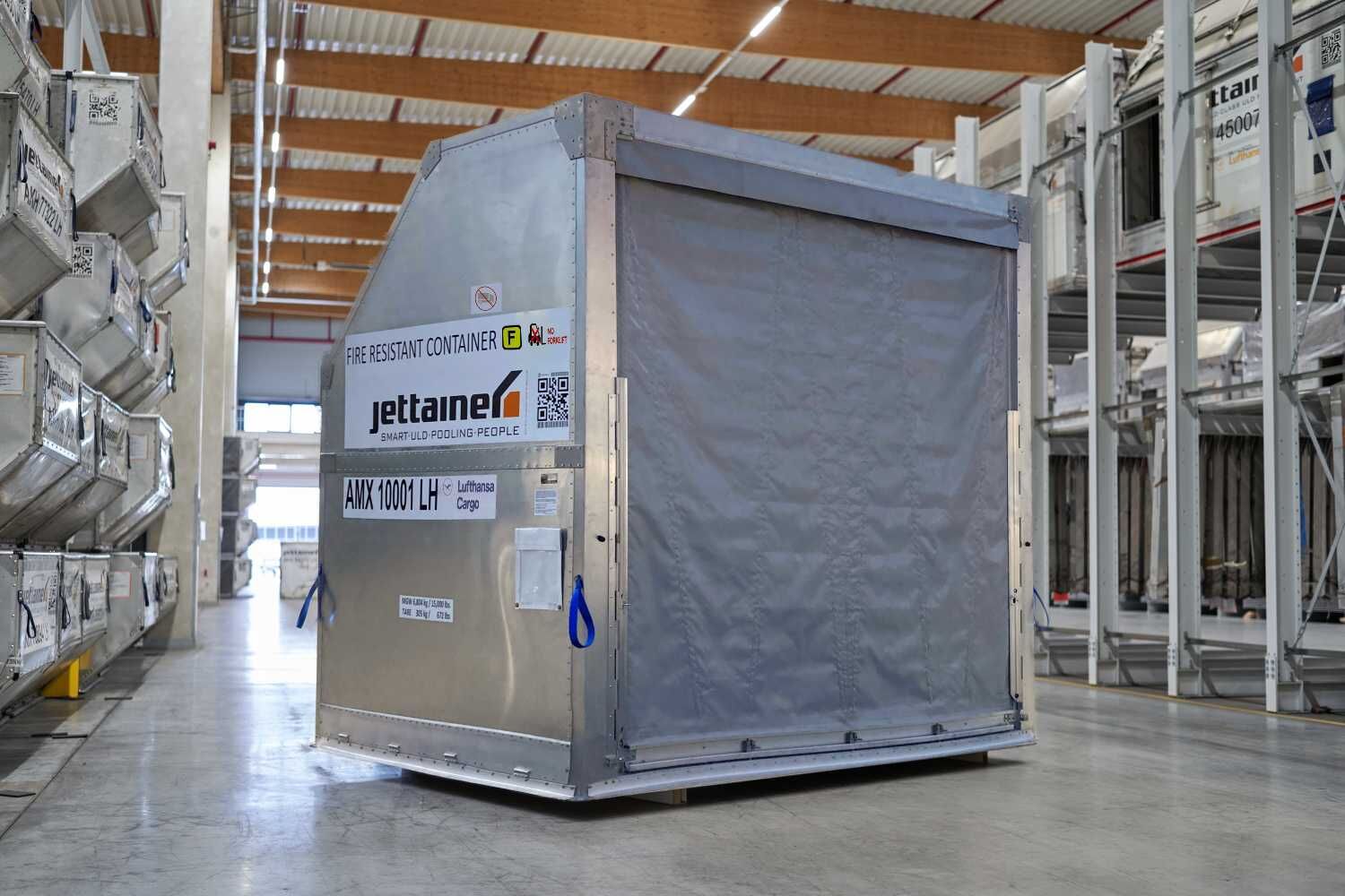 Lufthansa Cargo uses fireresistant containers from Jettainer