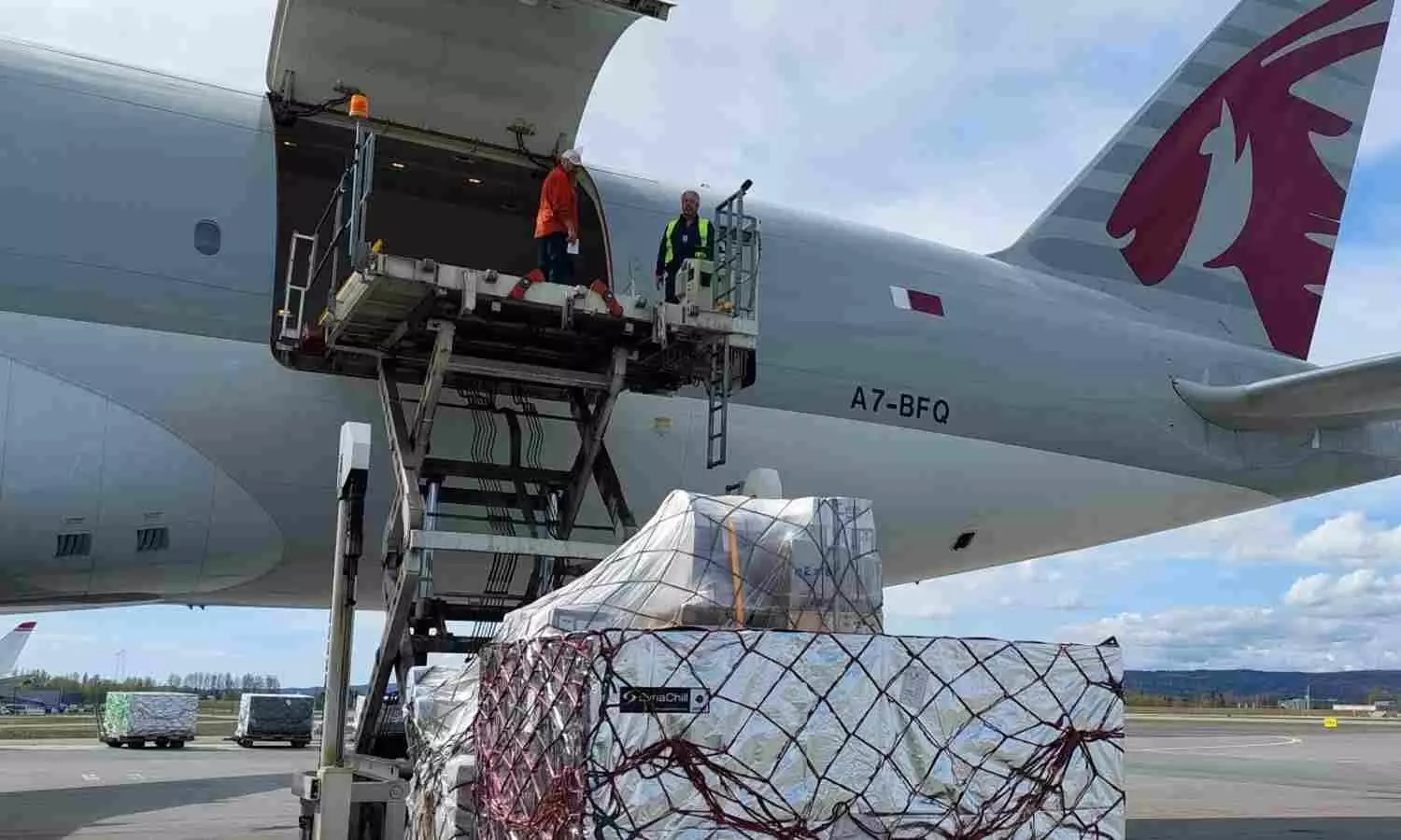 Qatar Cargo, Airlink coordinate shipments for humanitarian needs