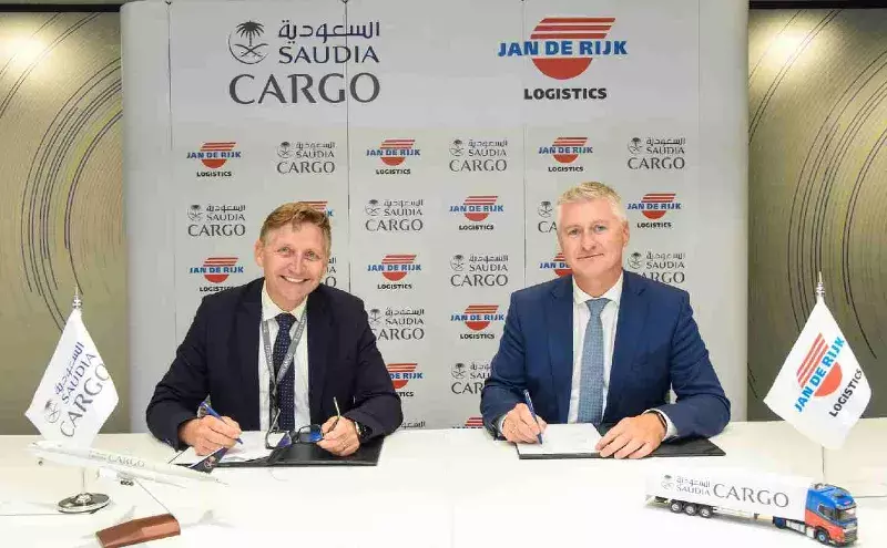 Teddy Zebitz, CEO of Saudia Cargo and Fred Westdijk, CEO, Jan de Rijk Co Teddy Zebitz, CEO of Saudia Cargo and Fred Westdijk, CEO, Jan de Rijk Co