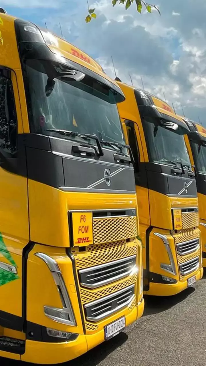 DHL reduces Formula 1 cargo carbon emissions by 83%