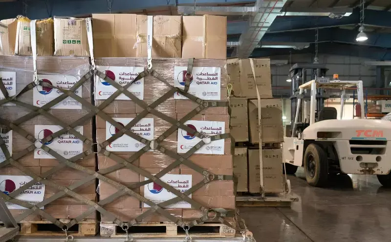 Qatari Air Bridge planes arrive at Benina Airport, Libya with aid Qatari Air Bridge planes arrive at Benina Airport, Libya with aid