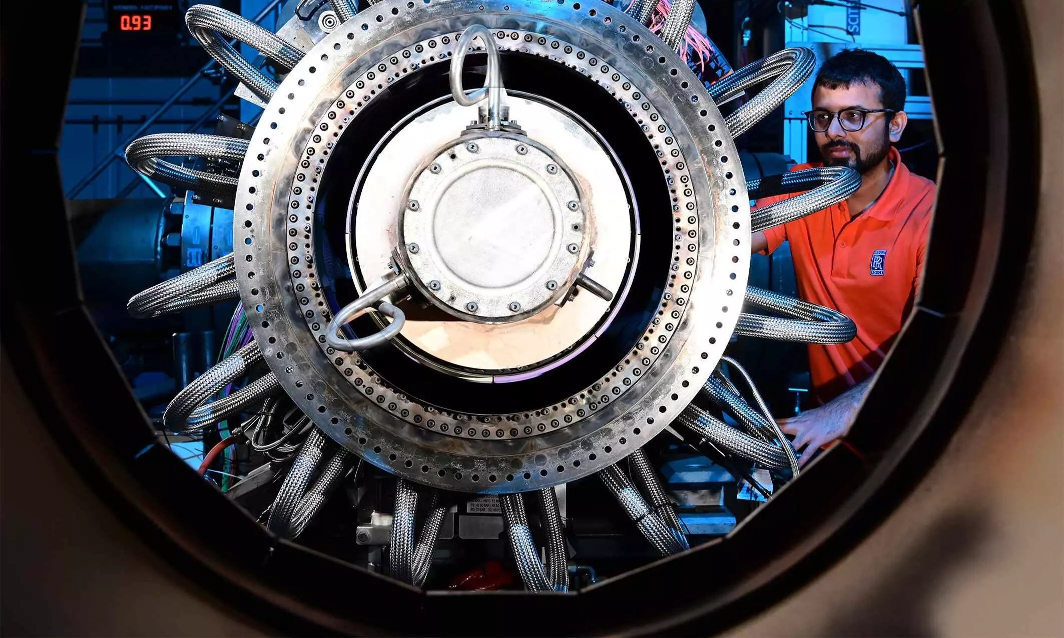 Rolls-Royce hydrogen research project sets new world industry first Rolls-Royce hydrogen research project sets new world industry first