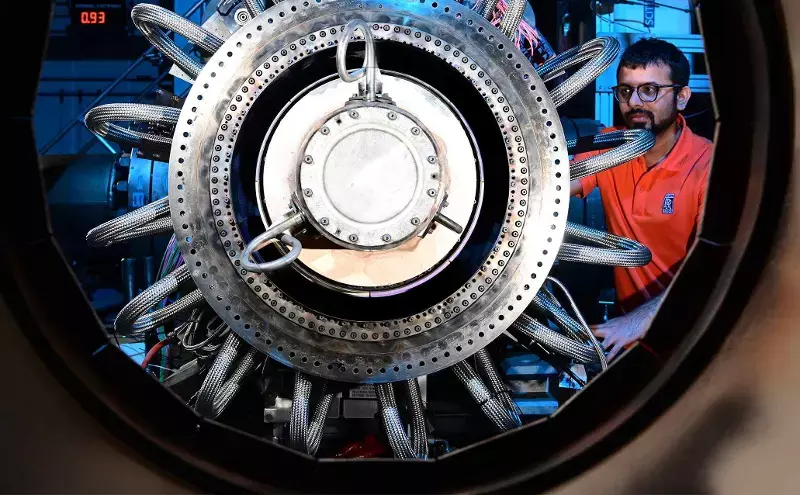Rolls-Royce hydrogen research project sets new world industry first Rolls-Royce hydrogen research project sets new world industry first