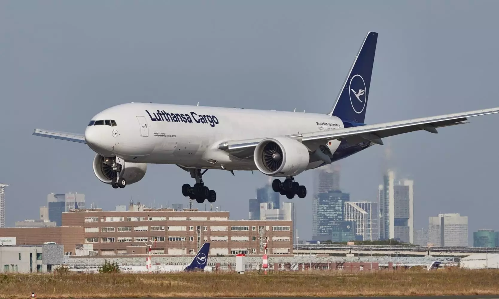 Lufthansa Cargo equips 4th freighter with CO2-efficient AeroSHARK tech