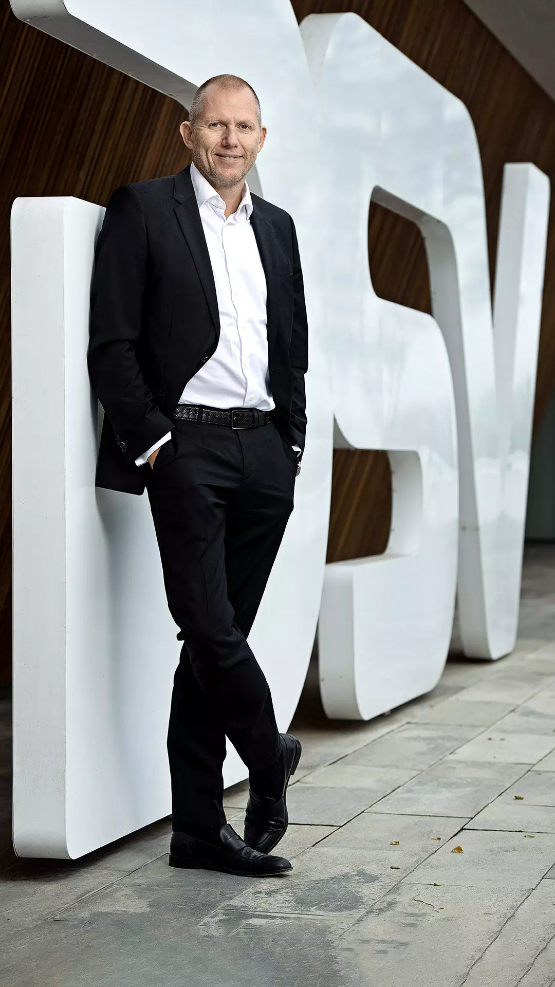 DSV CEO Jens Bjørn Andersen to step down; Jens H. Lund to be new CEO