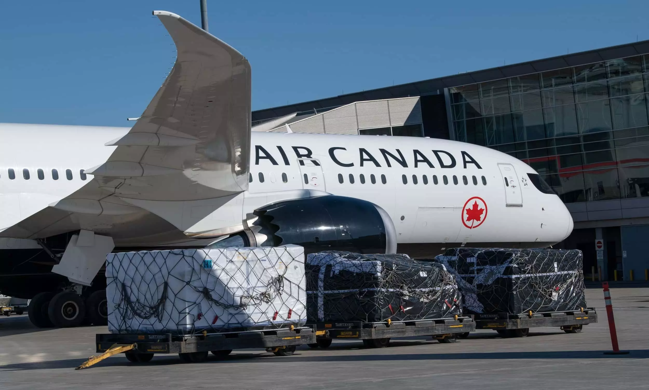 Air Canada Q3 cargo revenue down 24%