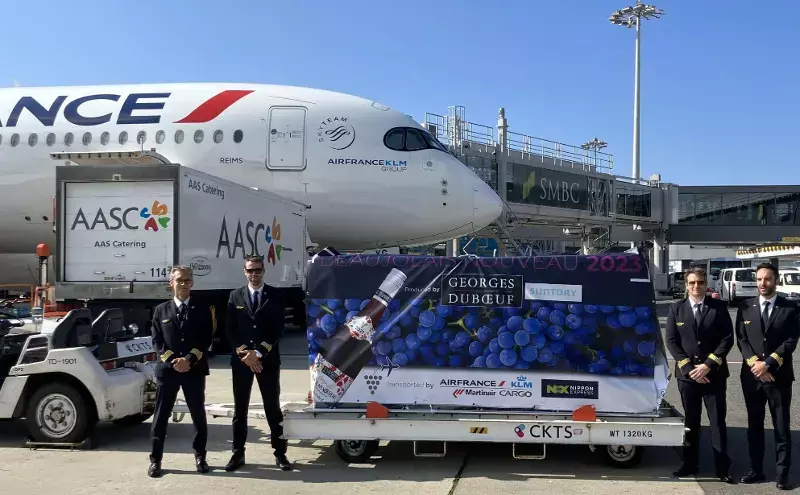 Air France-KLM Q3 cargo revenue down 33% Air France-KLM Q3 cargo revenue down 33%